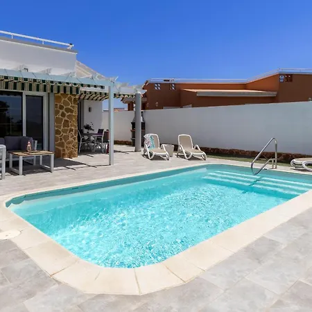 Casa Lottie Vila La Guirra